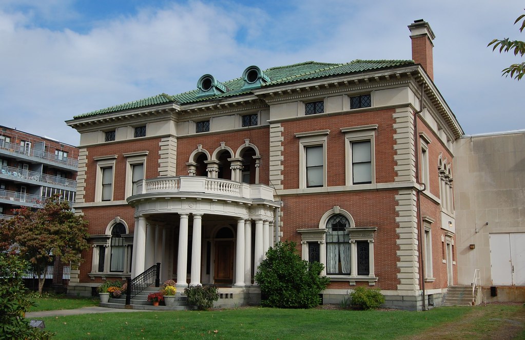 The Roberson Mansion Binghamton, NY The Roberson Mansion… Flickr