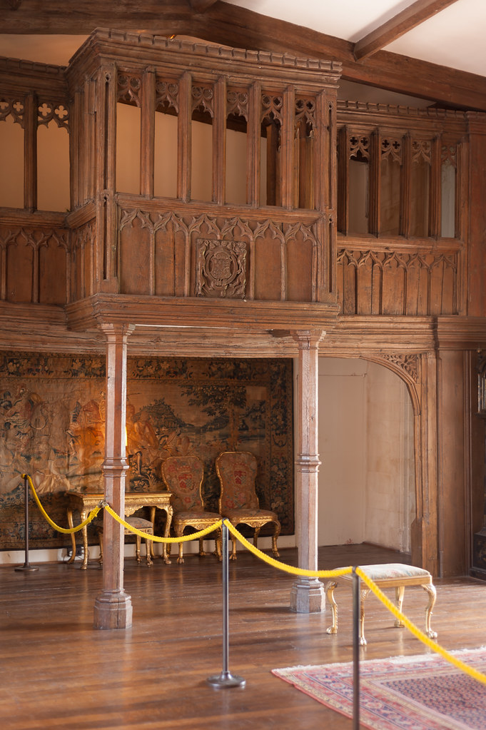 DSC5066 Berkeley Castle The Tudors © ctxuk 2016 160529… Flickr