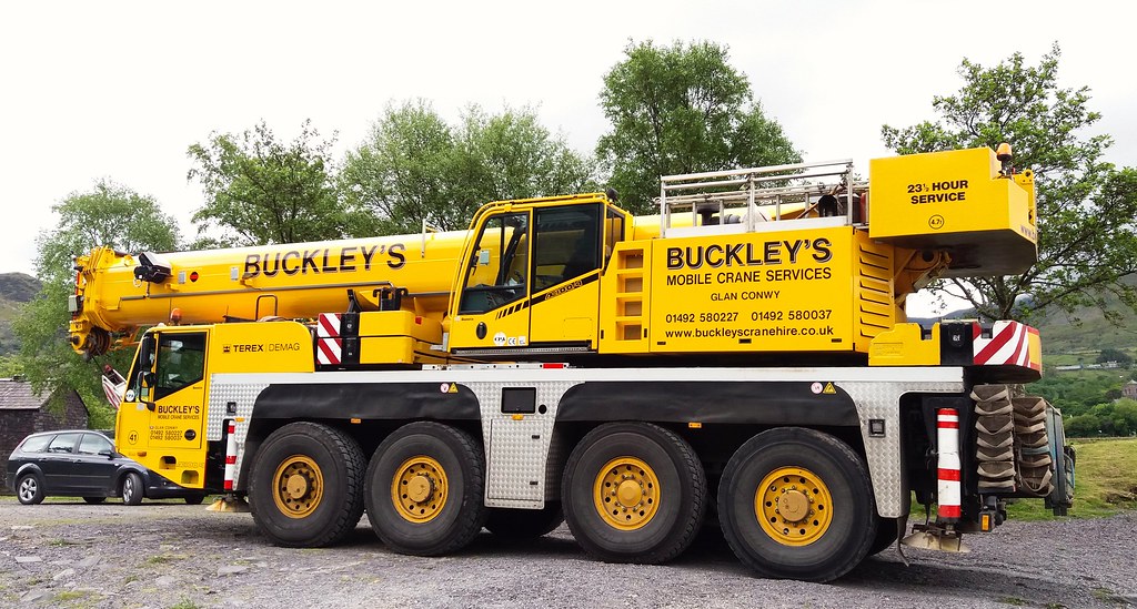 Buckley's Crane. Hefin Owen Flickr