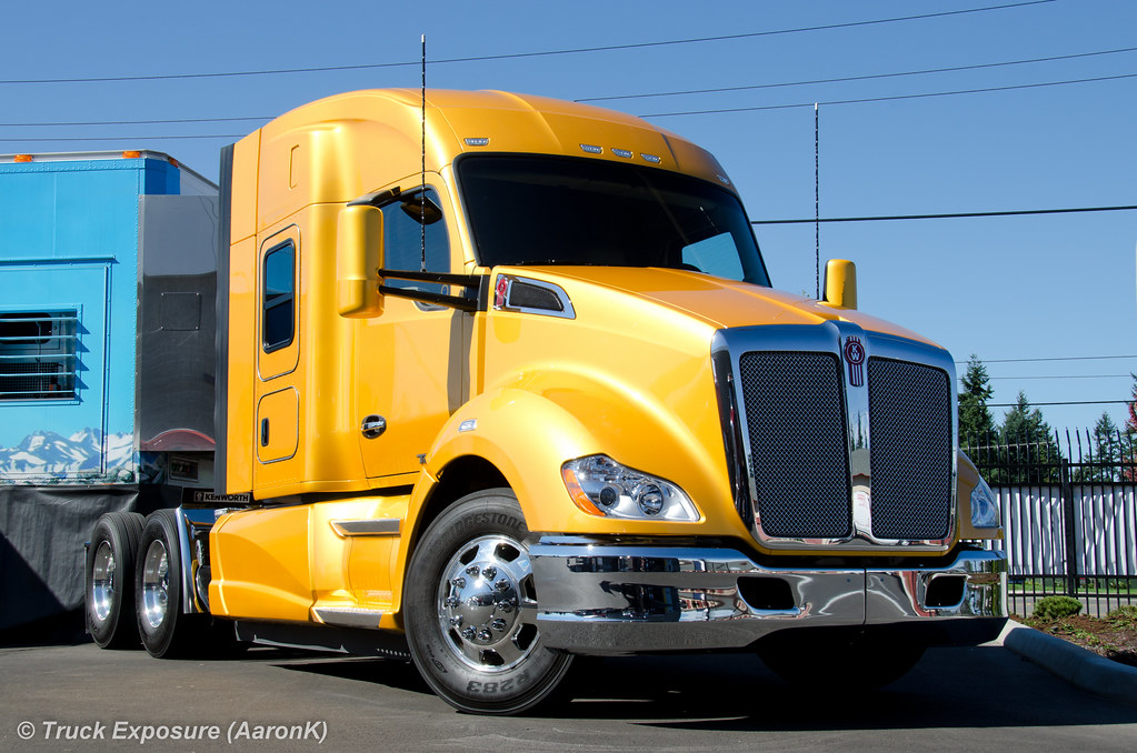 Kenworth T680 T880 Road Tour at Kenworth Northwest in Lake… Flickr
