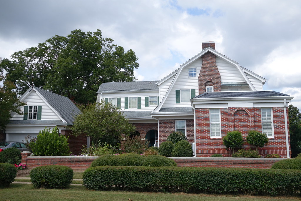 House in Wythe Neighborhood Powhatan Parkway, Hampton, VA Flickr