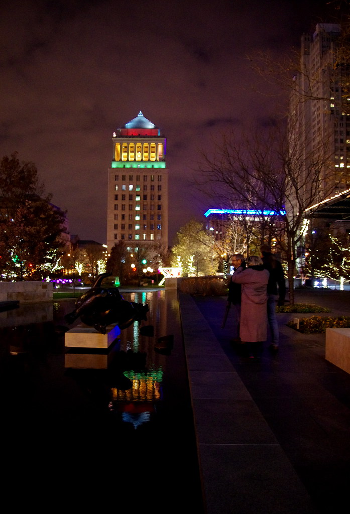 City Sidewalks Busy Sidewalks Dressed in holiday Style Nov… Flickr