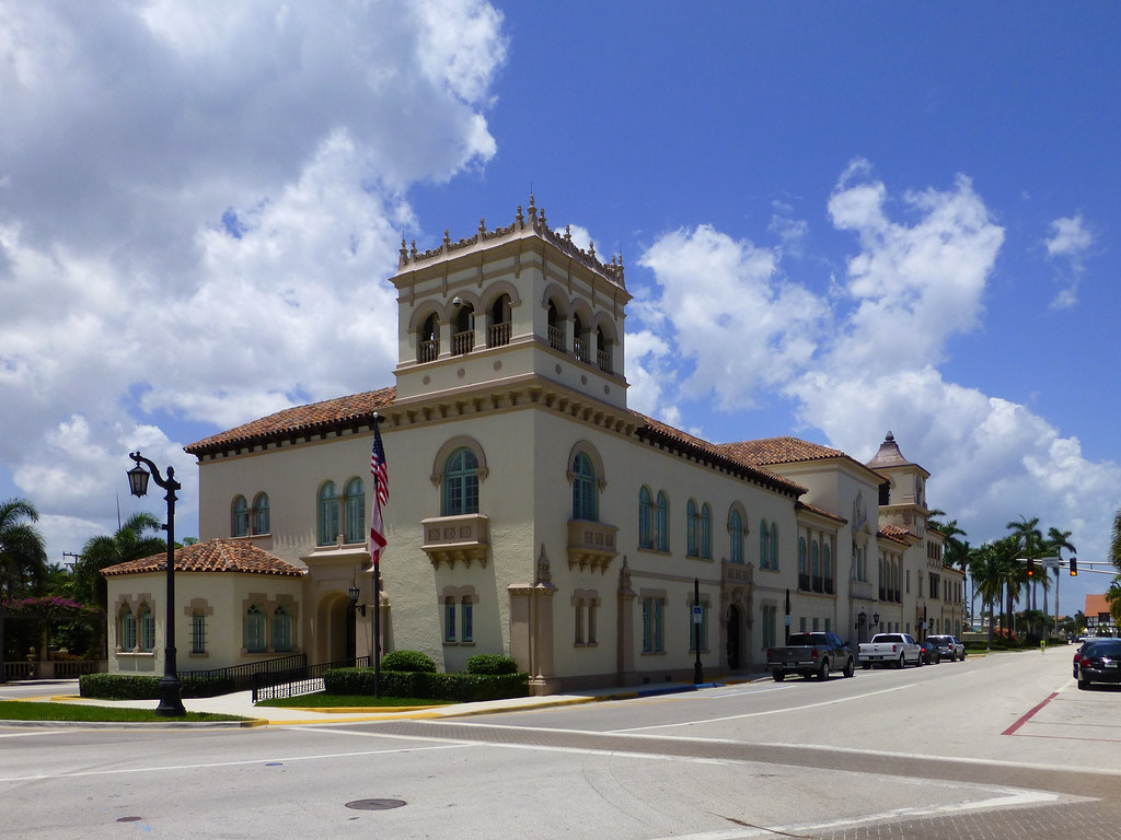 Palm Beach, FL Town Hall The Palm Beach Town Hall was desi… Flickr
