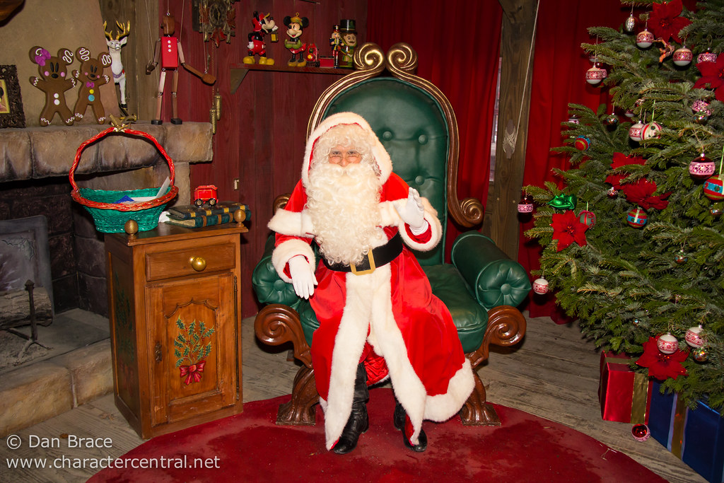 Meeting Santa Claus Disneyland Paris. Christmas 2013. Visi… Flickr