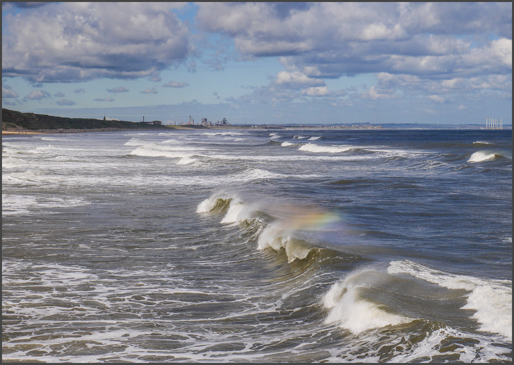 P10403171 Rainbow Wave Saltburn by the Sea. I was unawa… Flickr