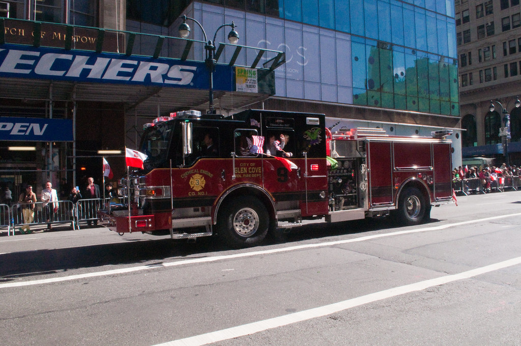 City of Glen Cove Volunteer Fire Department Chemical Engin… Flickr