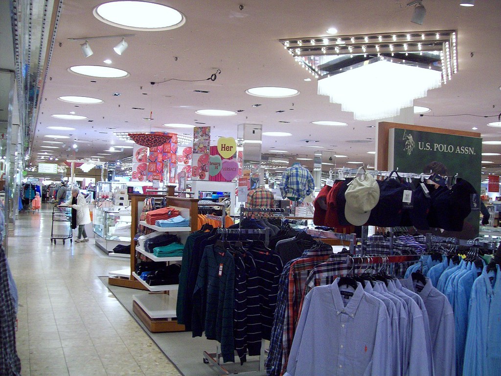Moorestown Boscov's Interior A look inside Boscov's at Moo… Flickr