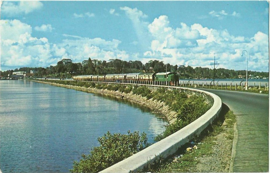 The Causeway Singapore The Causeway is a road and rail l… Flickr