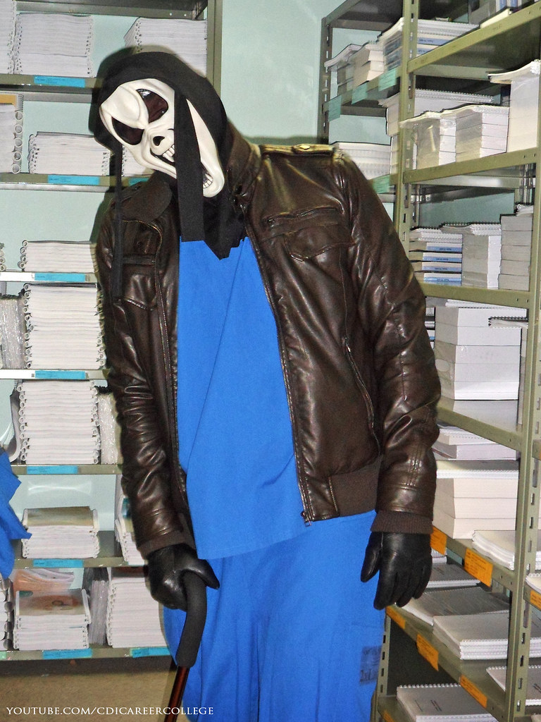 CDI College Laval Campus Halloween Costumes and Decoration… Flickr