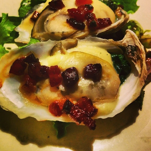 Baked 'Barnstable Lady' Oysters, parsnip creamed spinach, … Flickr