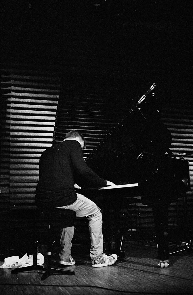 img175 Leica Minilux, Ilford XP2 400 oliverkramer_ Flickr