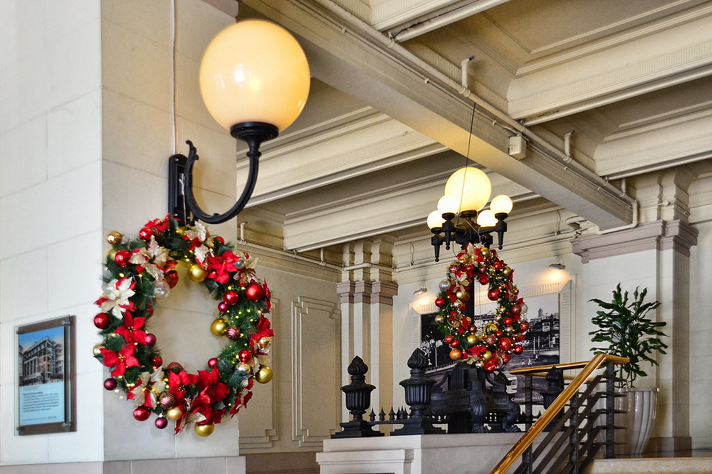 The Fullerton Hotel 1 Decorations for the Christmas 2013 … Flickr