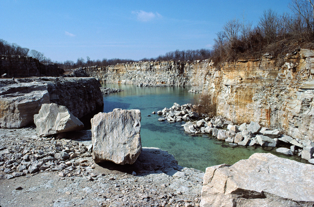 88c128 Abandoned quarry near Utica, indiana Abandoned Mar… Flickr