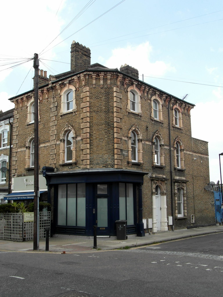 Ferndale Road Ferndale Road, Clapham. Terraces designed by… Flickr
