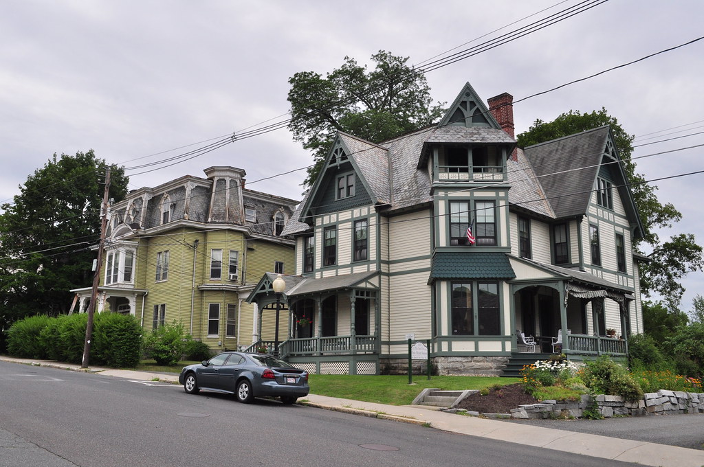 North Adams, MA Inn on East Main Street 02 Joe Mabel Flickr