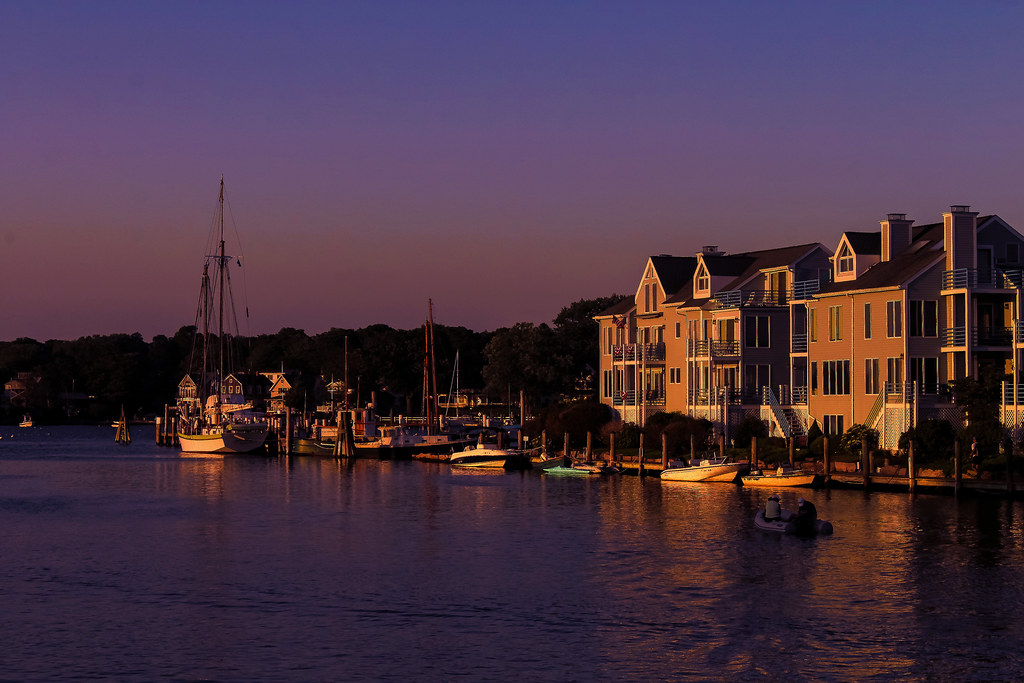 Elevation of Admiral Drive, Admiral Dr, New London, CT, USA