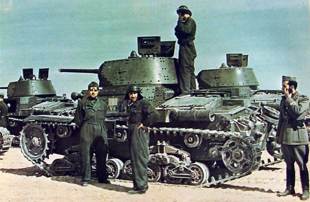 Italian tank crew of the Ariete battalion Italian tank cre… Flickr