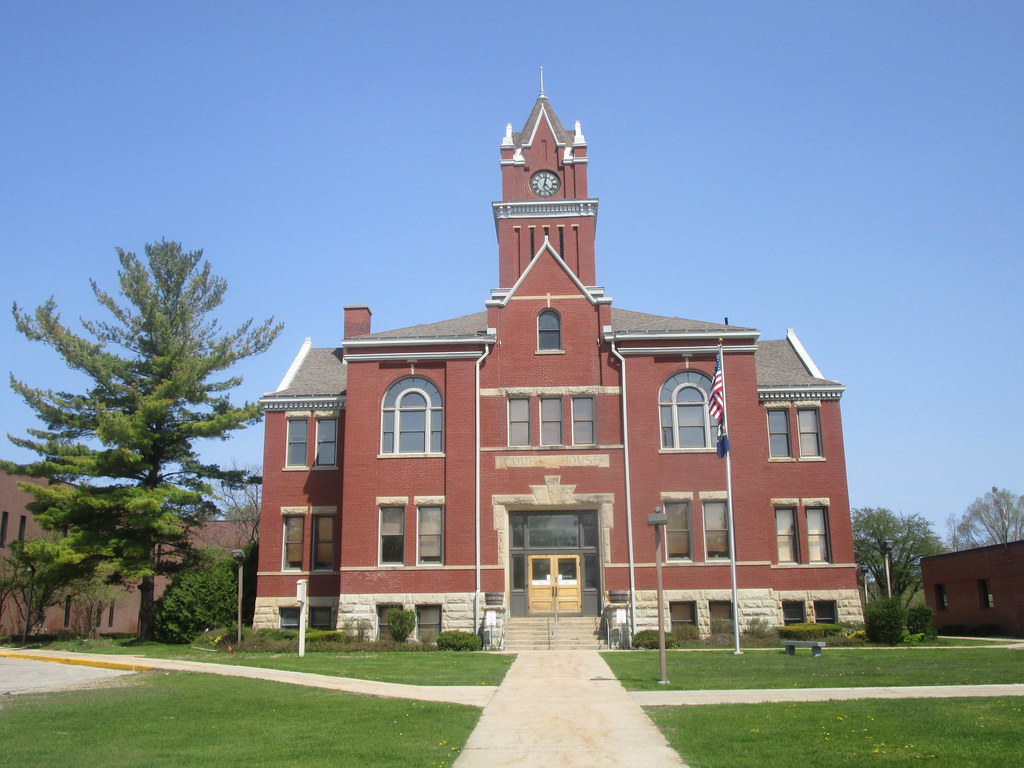 Antrim County Courthouse, Bellaire MI Completed in 1905, a… Flickr