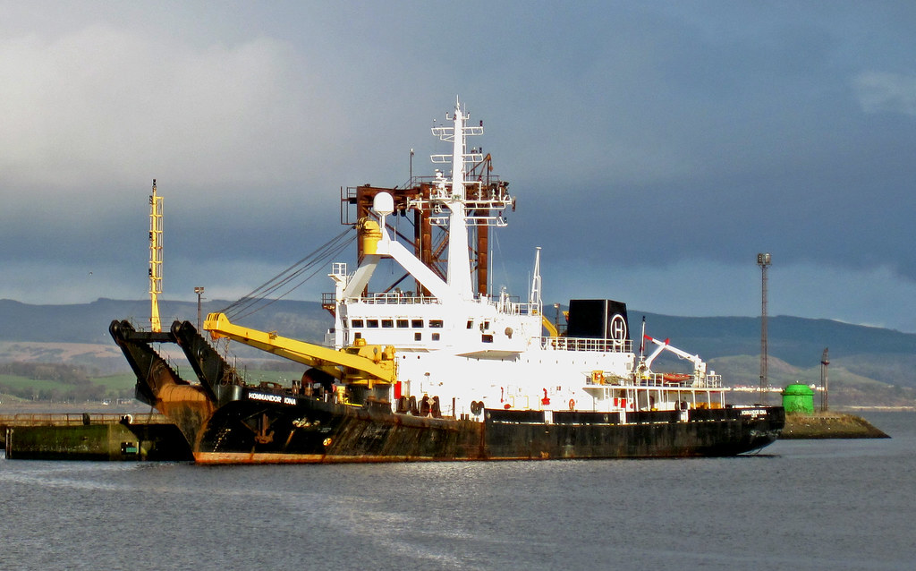 Not at Work Today MV KOMMANDOR IONA (Was SD SALMOOR) seen … Flickr