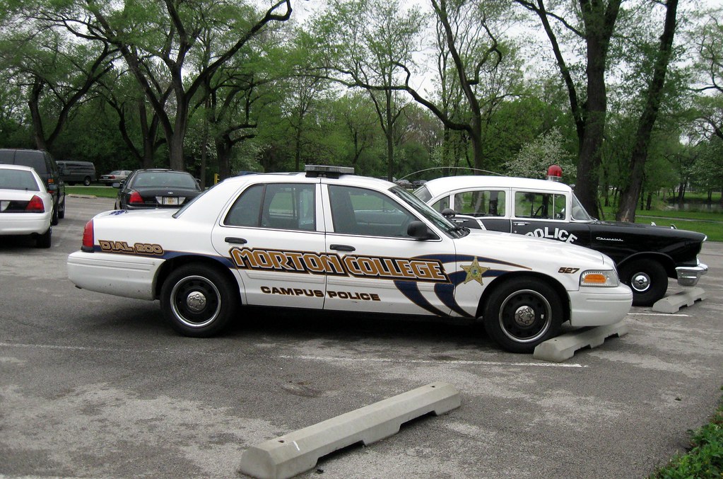IL Morton College Campus Police Department Car 527 Inventorchris