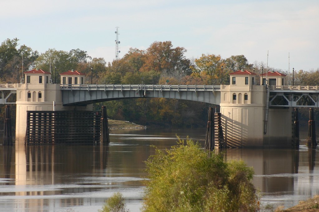 Lee Joyner Bridge Span Downtown Monroe, La. rfulton Flickr