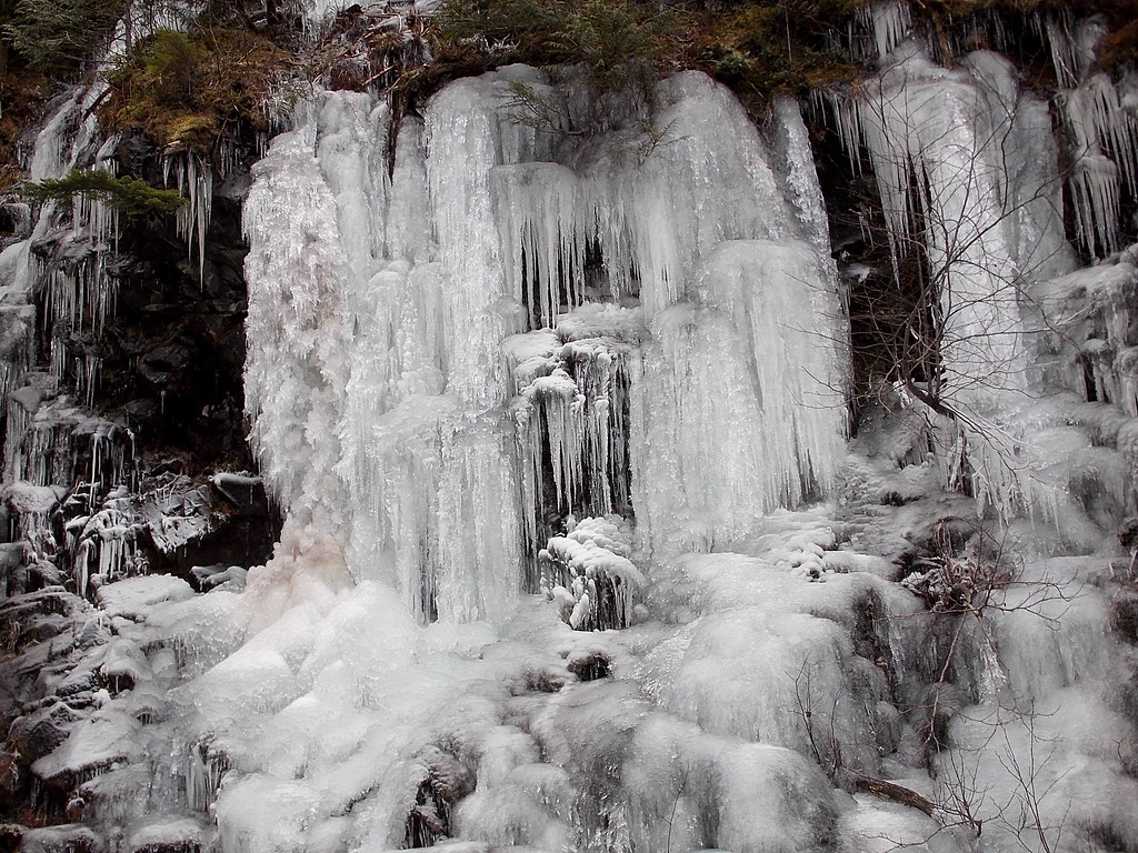Halls Creek Falls A place to which we shall often return. … Flickr