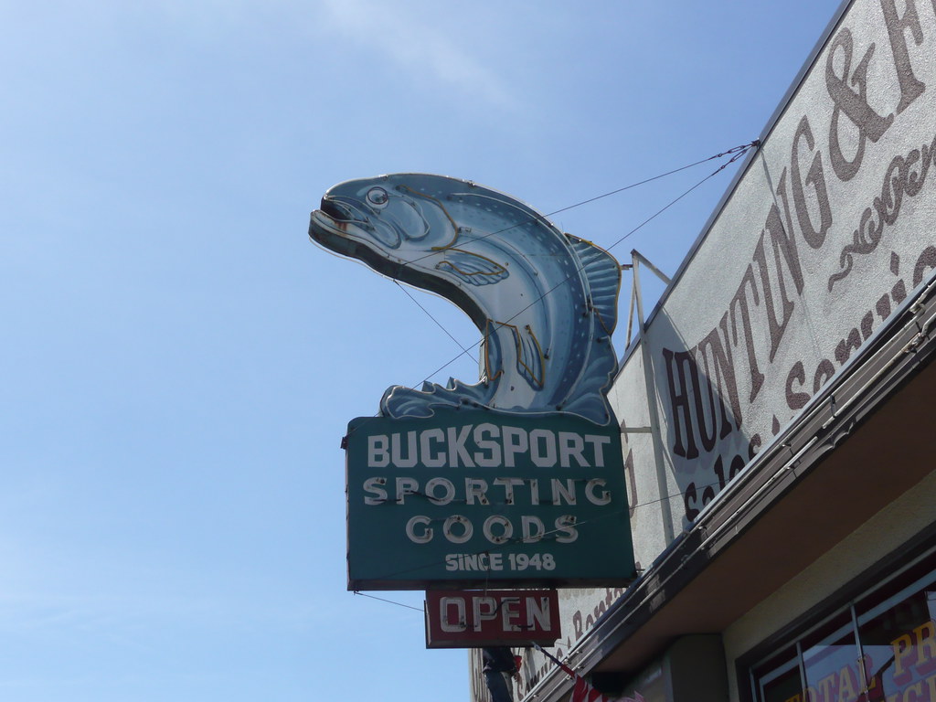 BUCKSPORT SPORTING GOODS EUREKA CALIF (2) 3650 Broadway St… Flickr