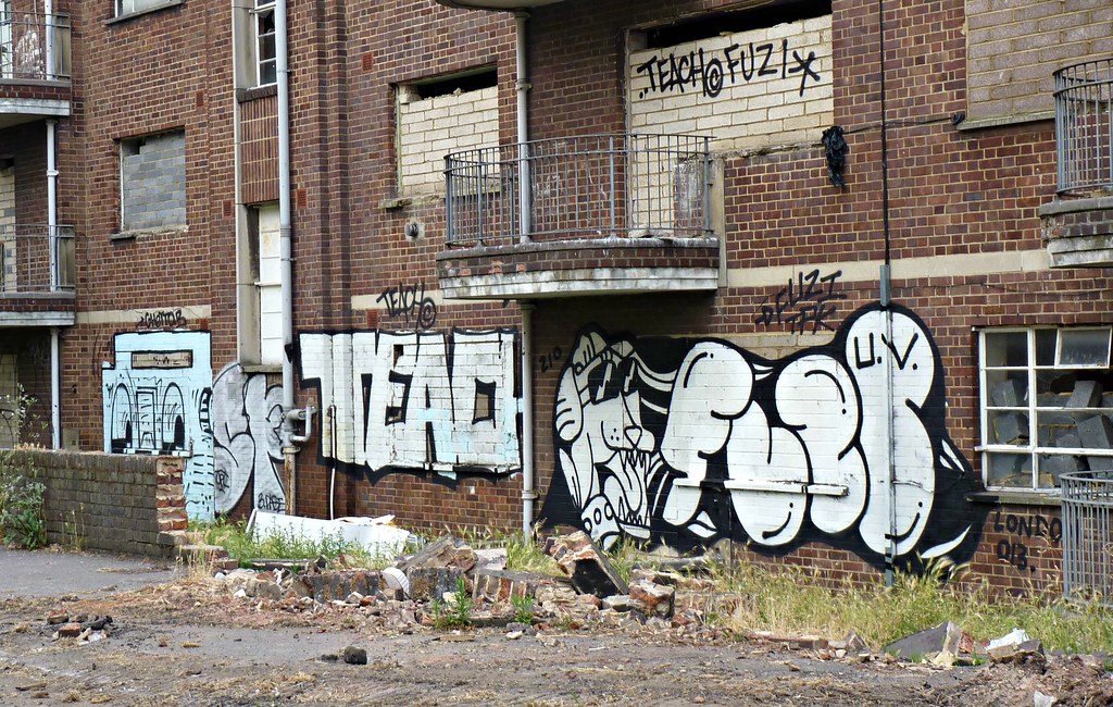 Willkommen zurück White Ghetto Telegraph