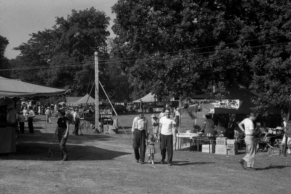 1948 Trask Bridge Picnic Flickr