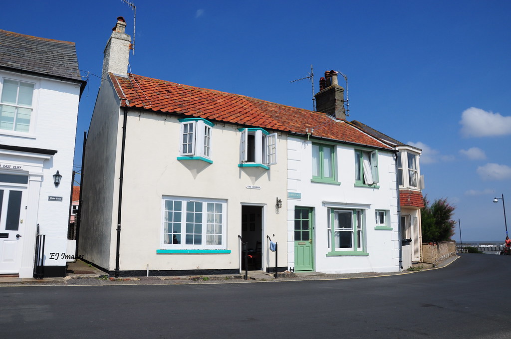 Holiday Cottages Facebook A couple of holiday cottages tha… Flickr