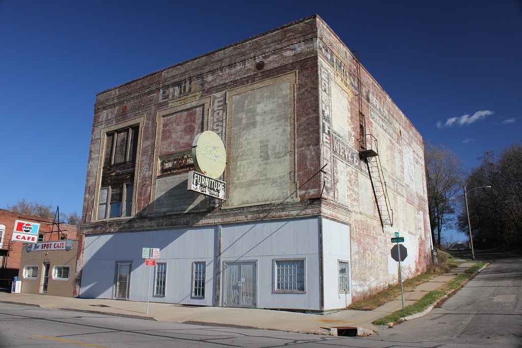 Missouri Furniture St. Joseph, MO Tom McLaughlin Flickr