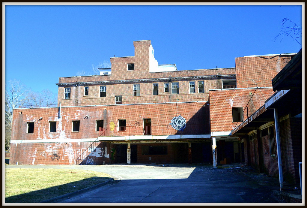 Old Davis Hospital, Haunted in North Carolina, Statesville… Flickr