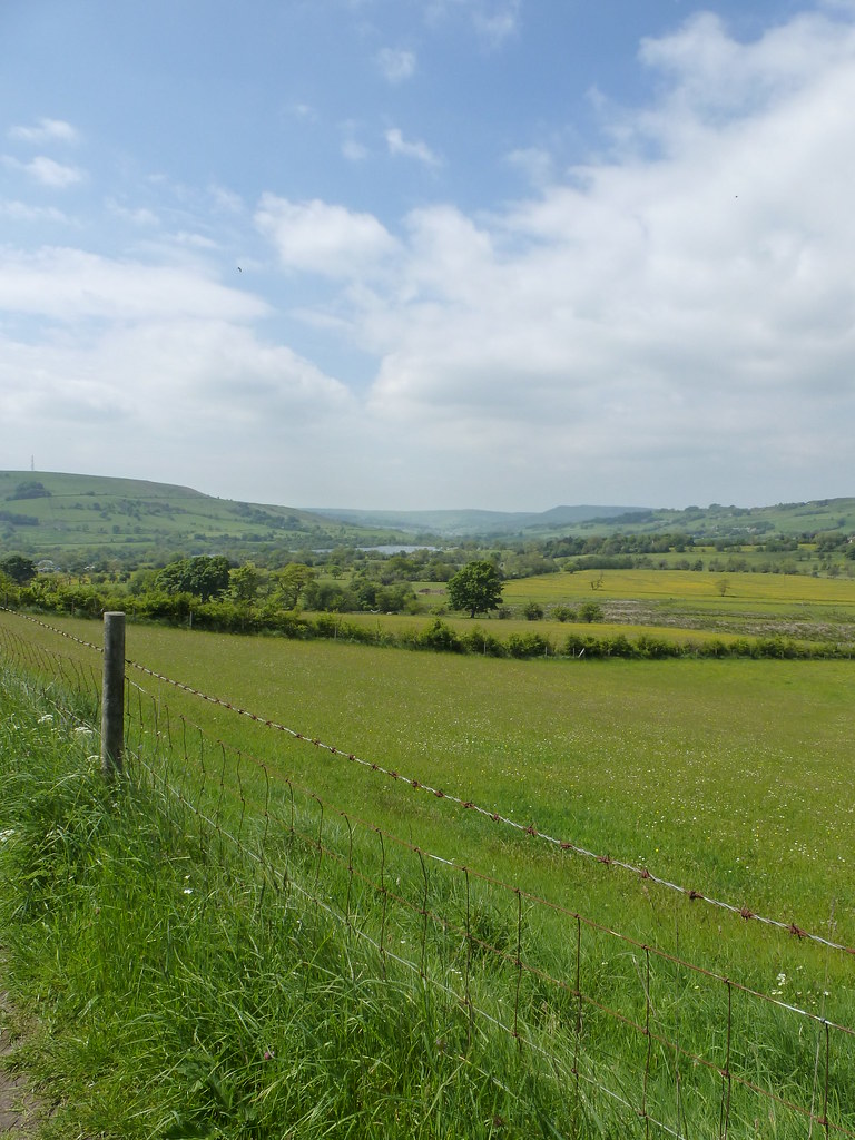 Combs Reservoir from Chapel En Le Frith jugglingapples Flickr