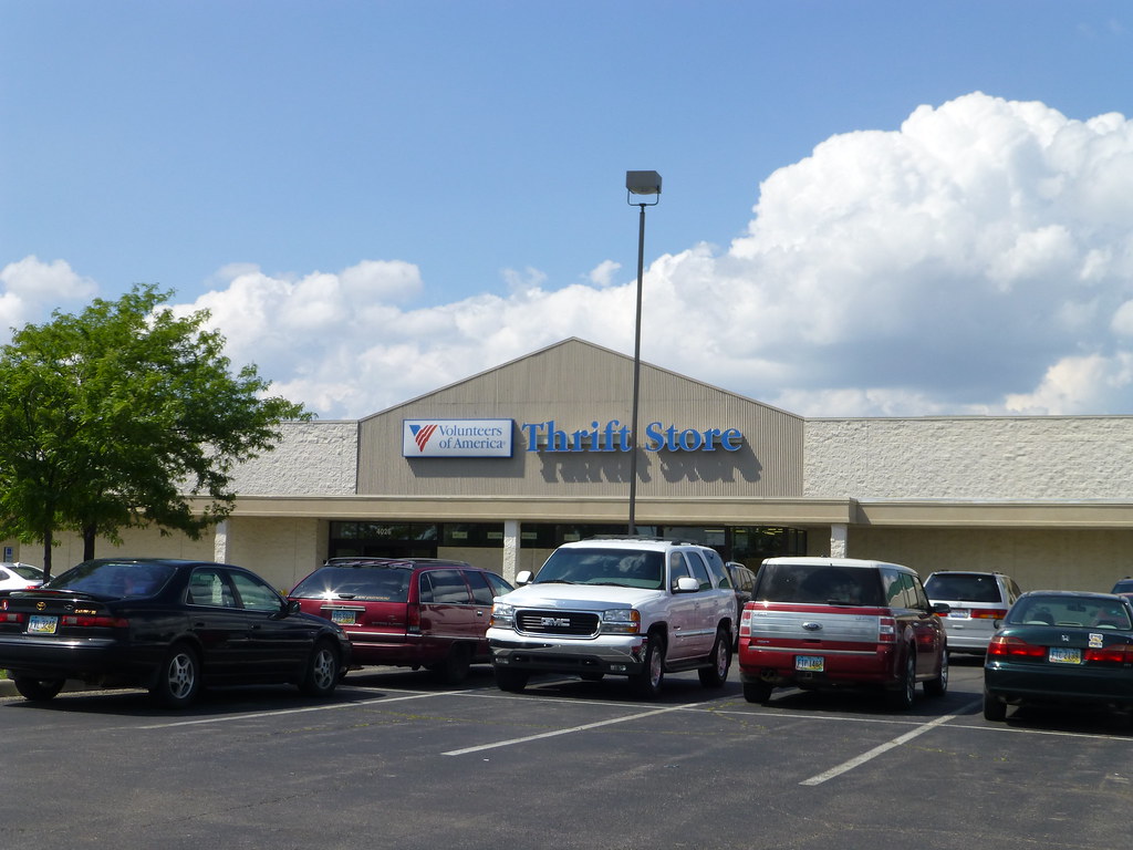 Former Sears Hardware in Grove City Now; Volunteers of Ame… Flickr