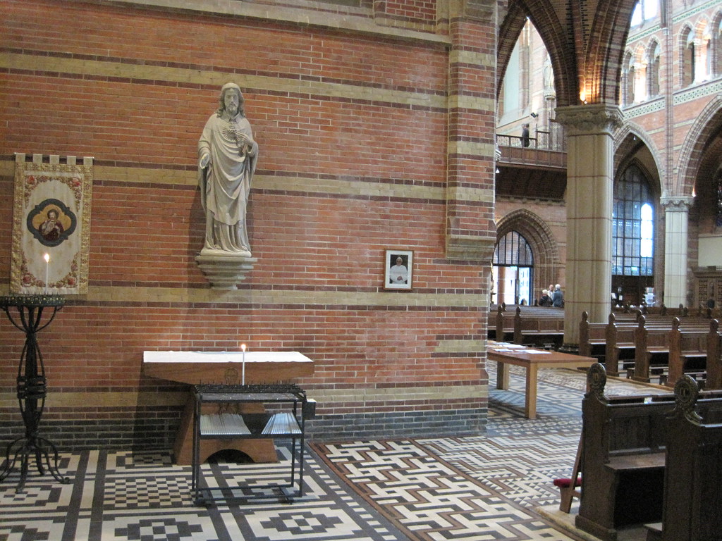 interior of St. Vitus Kerk Hilversum wejede2010 Flickr