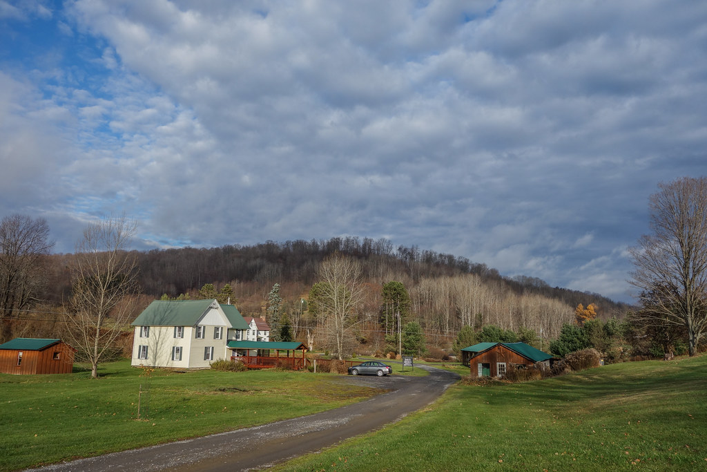 Elevation of S Woods Rd, Coudersport, PA, USA Topographic Map