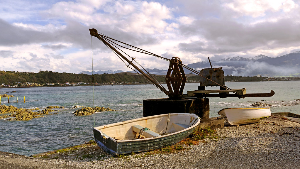 Boats Kaikoura. NZ The picturesque coastal town of Kaikour… Flickr