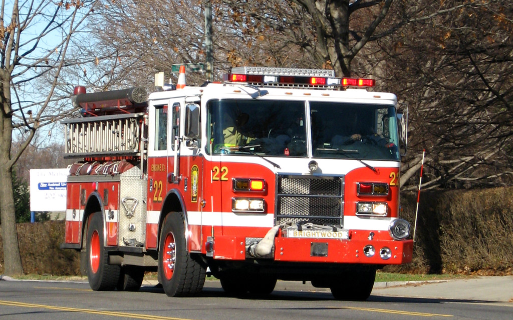 22 Engine Christmas Day Apartment Fire Washington DC 12/2… Flickr