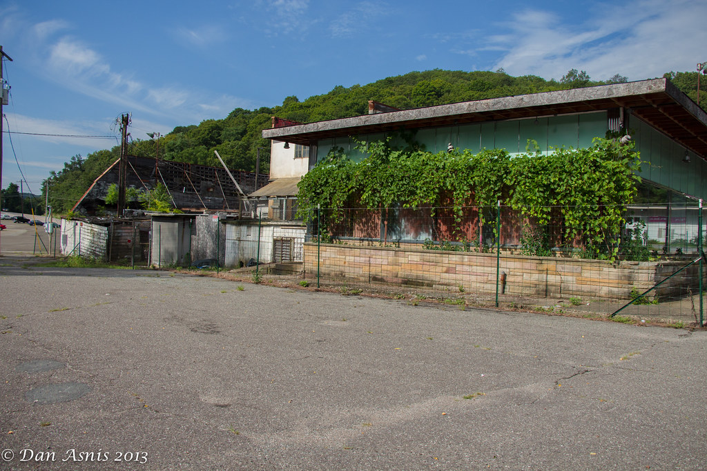 Red Apple Rest Tuxedo,NY Once a popular stopping point on … Flickr