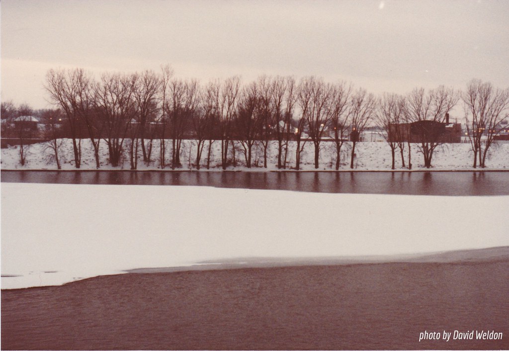 Salida y puesta de sol de Big Woods Rd, Cedar Falls, IA, EE. UU.