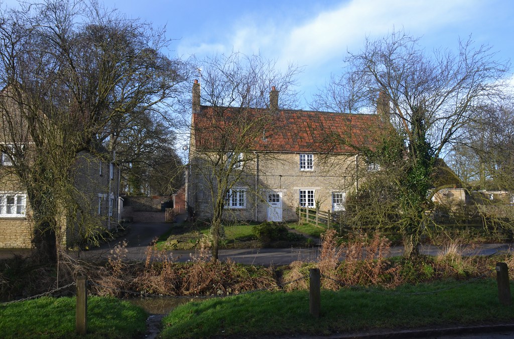 Grafton Underwood Cottages in Grafton Underwood. Sunchild57