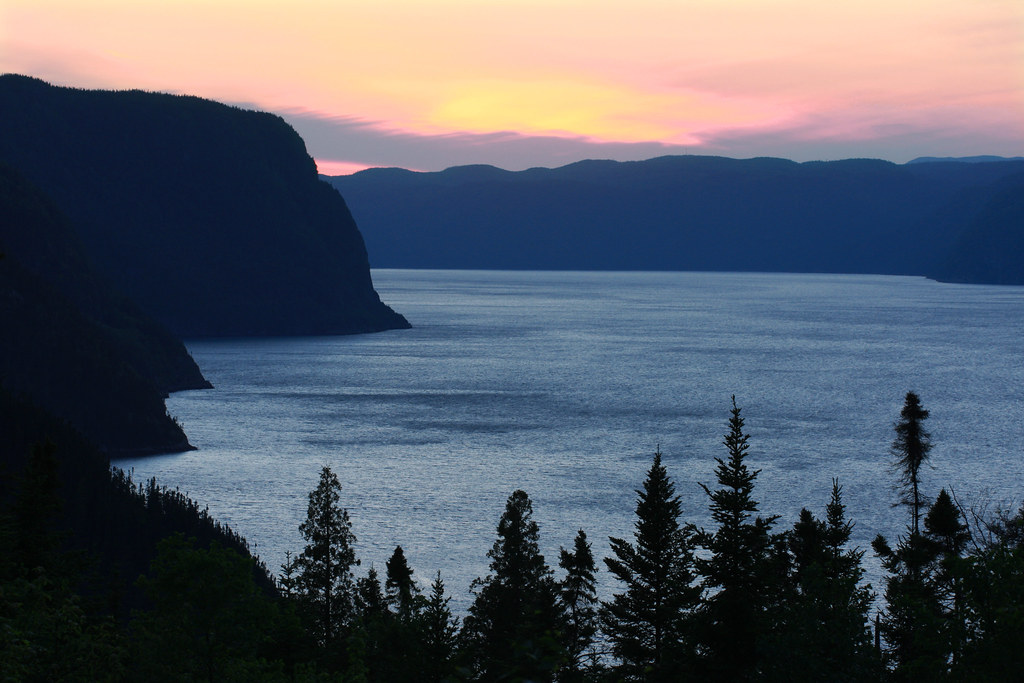 L'AnseSaintJean (c) CharlesDavid Robitaille SaguenayLacSaintJean Flickr