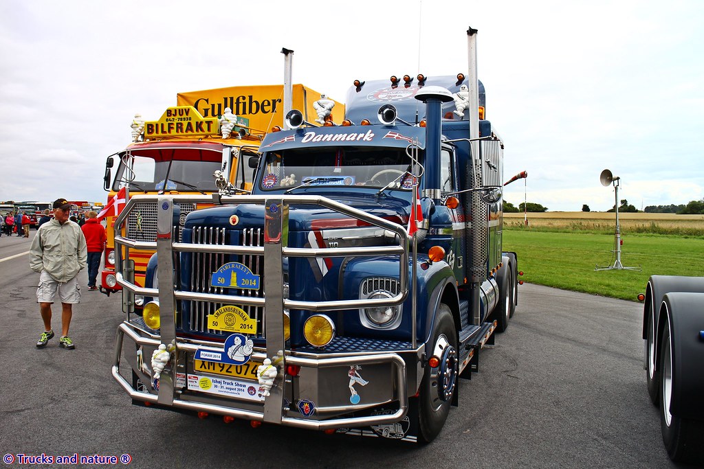 Scania 110 Usa inspired Yes this blue Scania 110 has taken… Flickr