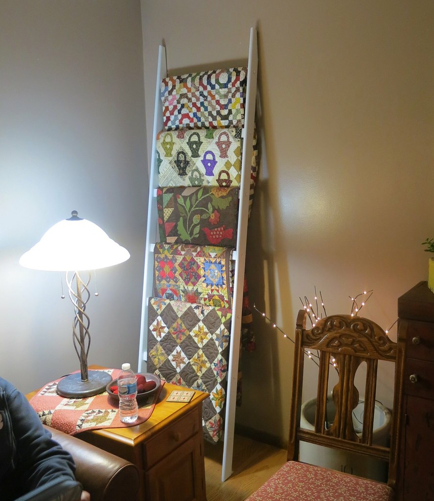 Quilt ladder Bev's quilt ladder from our Tuesday night gat… Flickr