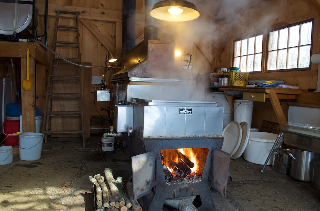 Evaporator at Work Steam rising from the evaporator pan in… Flickr