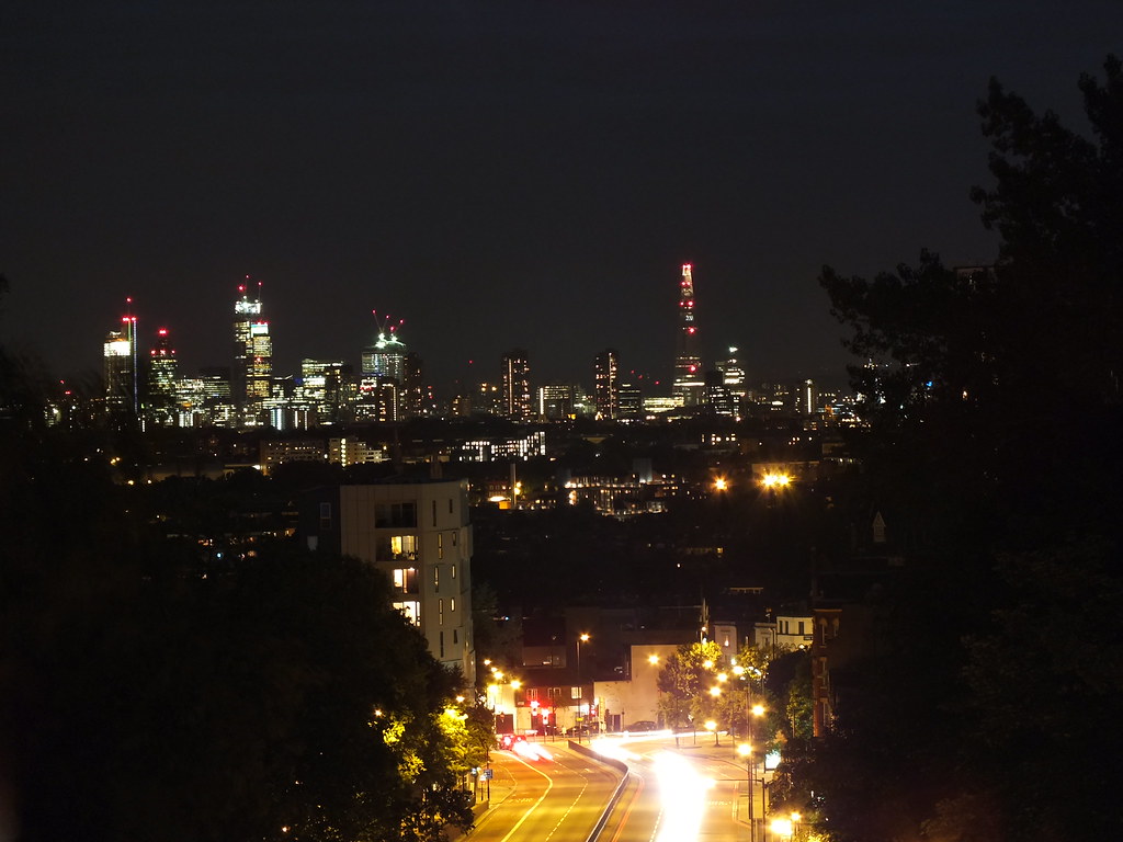 Night view from Archway Bridge, North London 5 second shut… Flickr