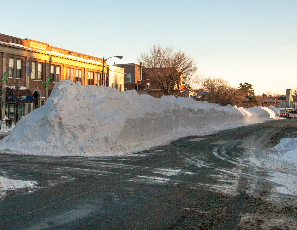 Maine Street Yesterday it snowed all day and we had lots o… Flickr