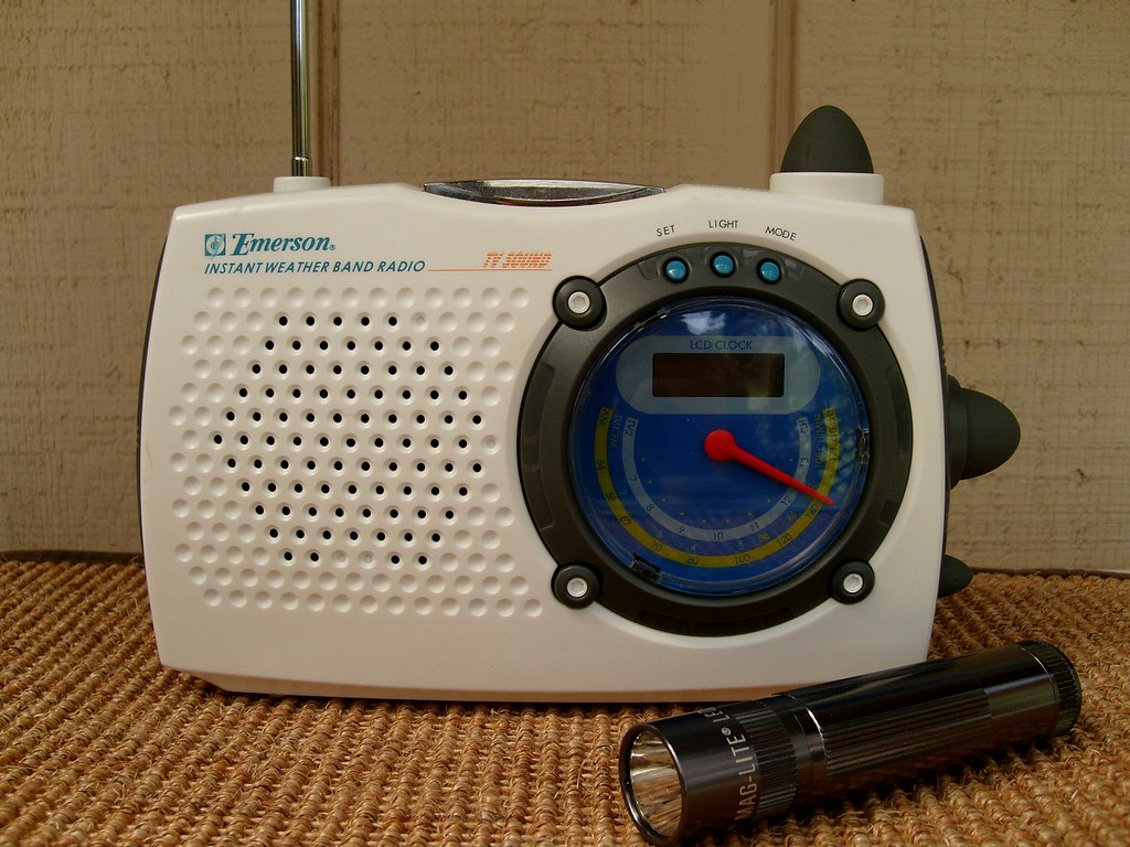 Emerson RP6248 AM/FM and weather band and TV SOUND! Wow! N… Flickr