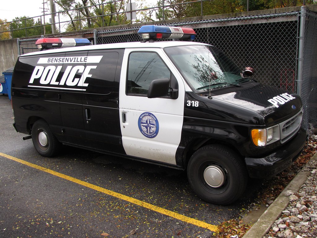 Village of Bensenville Police Ford Econoline Unit 318 … Flickr