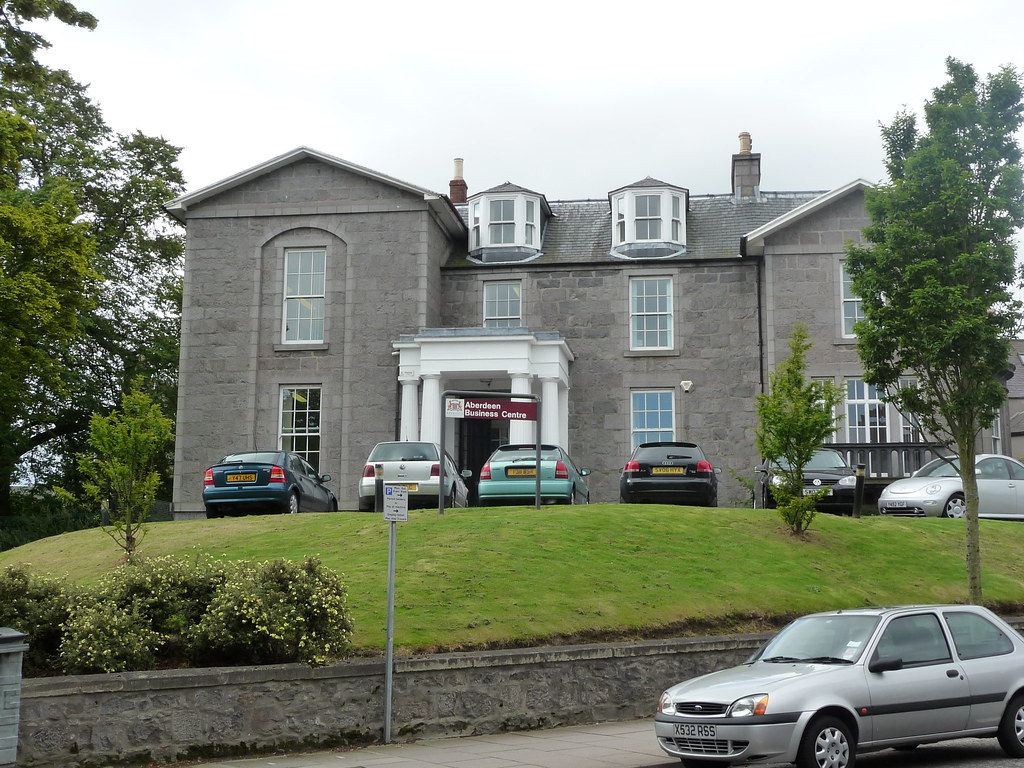 Aberdeen Business Centre,Willowbank Road Alan Longmuir. Flickr